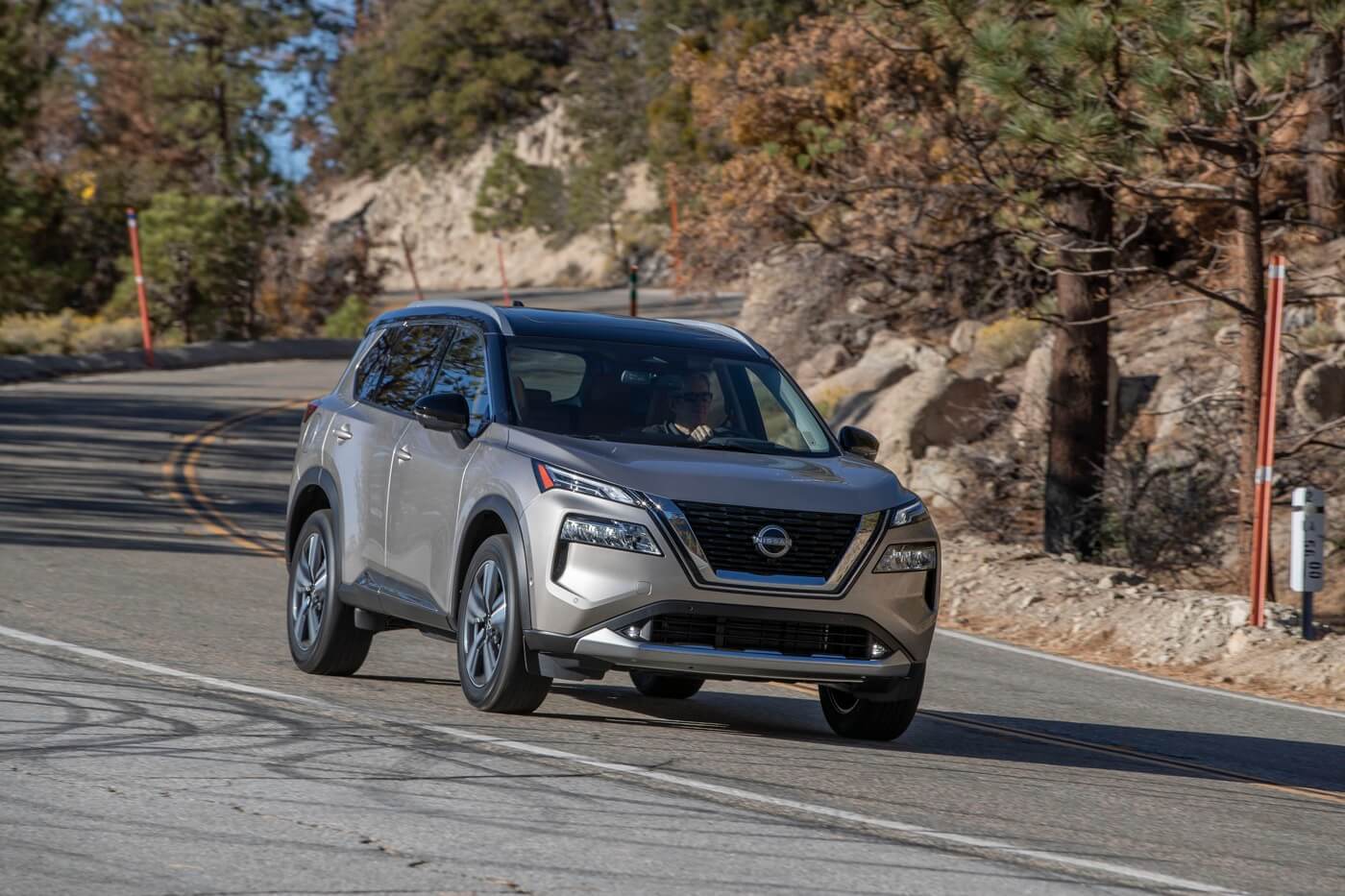 vue avant du Nissan Rogue 2022